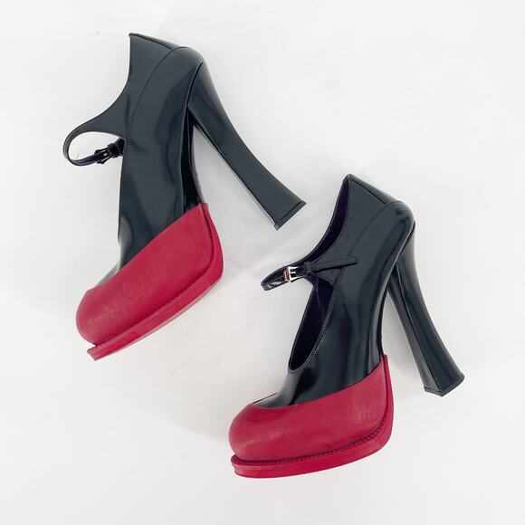 Iconic Runway 2012 Prada Black & Red Rubber Cap Toe Mary Jane Heel size IT 40 - Picture 5 of 14